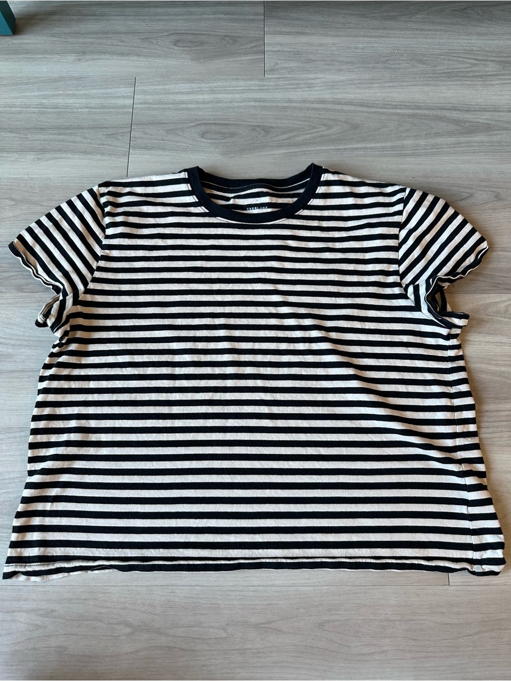 Everlane Classic Black and White Striped Tee Womens Size XL